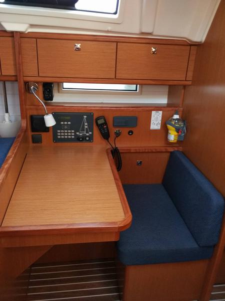 Book yachts online - sailboat - Bavaria 41 Cruiser - Harmonia - rent