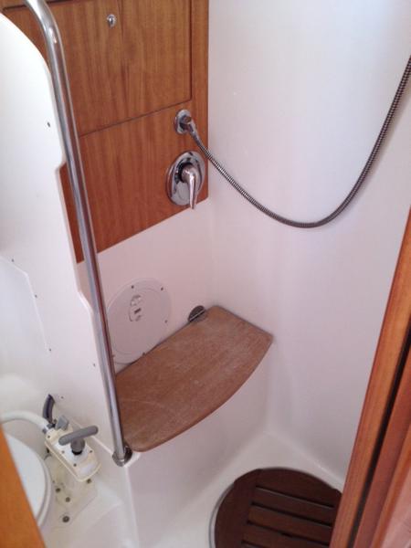 Book yachts online - sailboat - Bavaria 39 Cruiser - Nemesis - rent