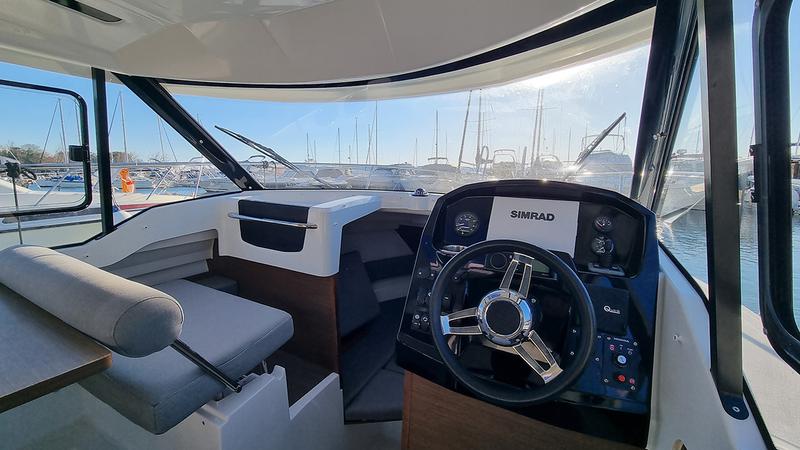 Book yachts online - motorboat - Merry Fisher 795 - Nixi - rent