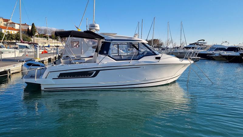 Book yachts online - motorboat - Merry Fisher 795 - Nixi - rent