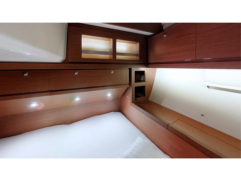 Book yachts online - sailboat - Dufour 520 Grand Large - Volante - rent