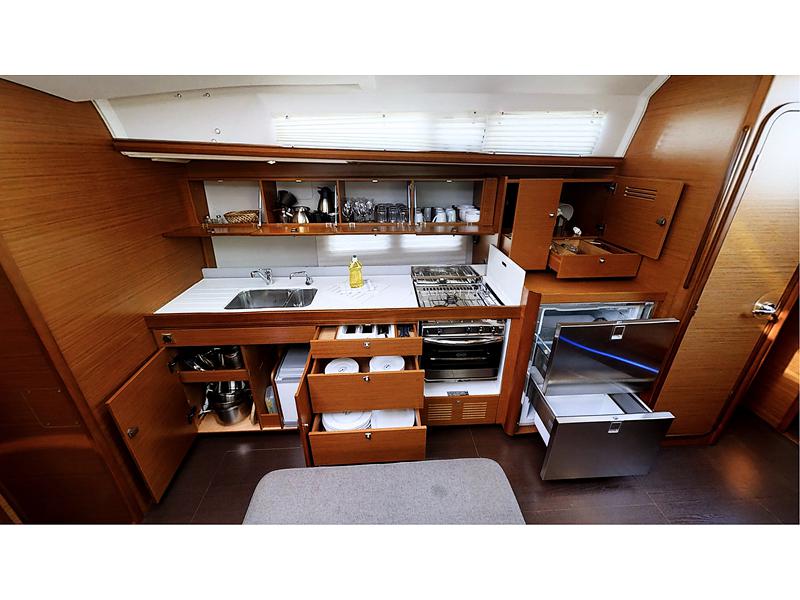 Book yachts online - sailboat - Dufour 460 Grand Large - Libretto - rent
