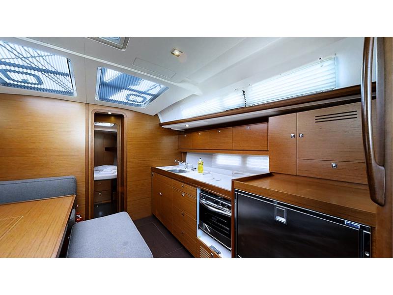 Book yachts online - sailboat - Dufour 460 Grand Large - Katajina AC/Gen - rent