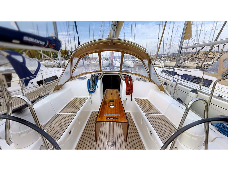Book yachts online - sailboat - Dufour 375 Grand Large - Iva FB - rent
