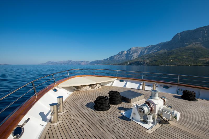 Book yachts online - motorboat - Luxury Motor Yacht - Diamond - rent