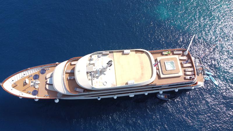 Book yachts online - motorboat - Luxury Motor Yacht - Lastavica - rent