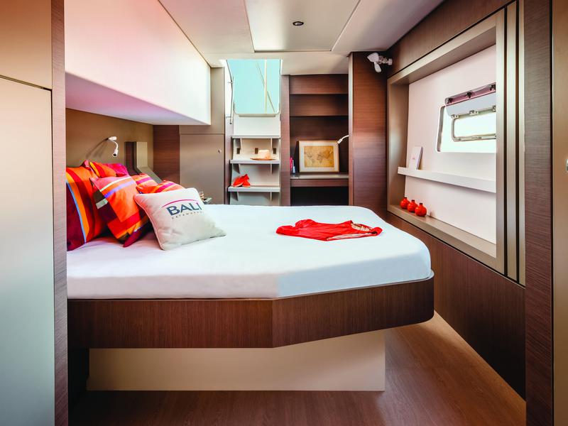 Book yachts online - catamaran - Bali 4.8 - Taurus - rent