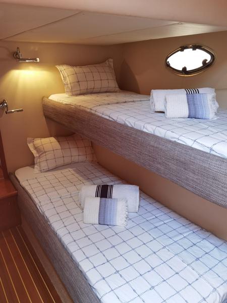 Book yachts online - motorboat - Rodman 41 - Mainera - rent