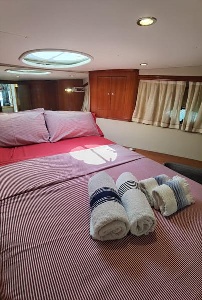 Book yachts online - motorboat - Rodman 41 - Mainera - rent