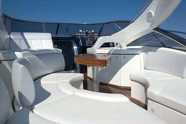 Book yachts online - motorboat - Atlantis 39 - Cornucopia IV - rent