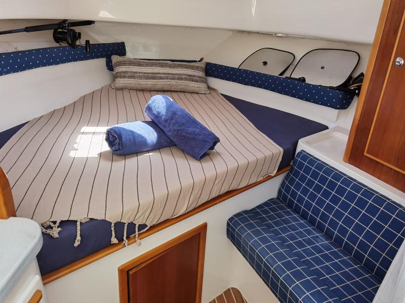 Book yachts online - motorboat - Faeton Moraga 910 - Arianne - rent
