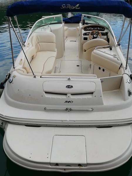Book yachts online - motorboat - Sea Ray 240 - Haja One - rent