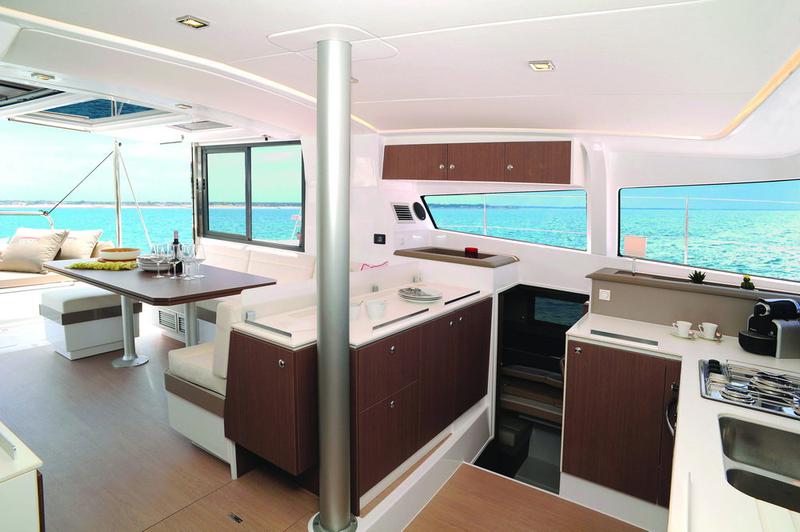 Book yachts online - catamaran - Bali 4.1 - Iris - rent