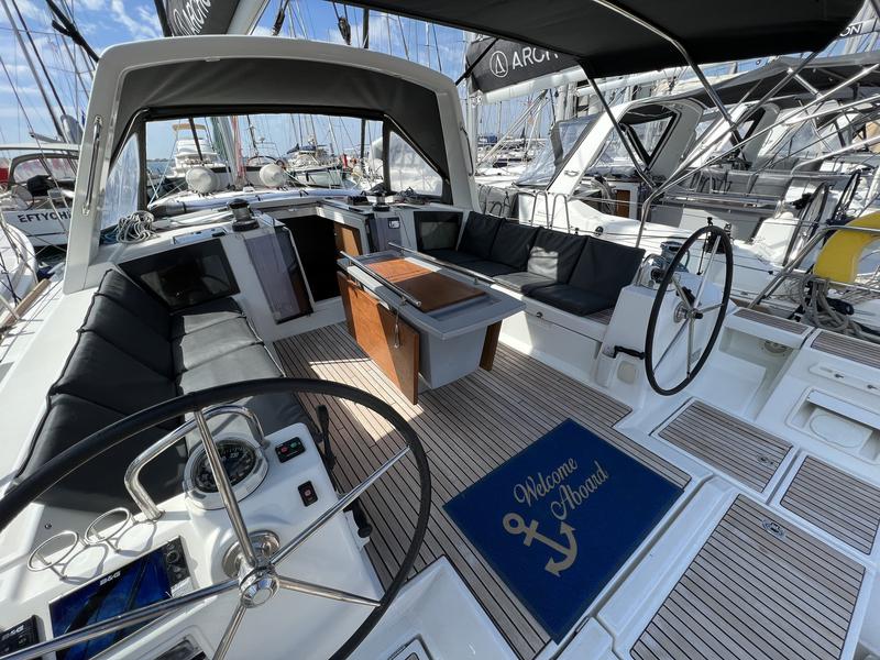 Book yachts online - sailboat - Oceanis 45 - Aurora - rent