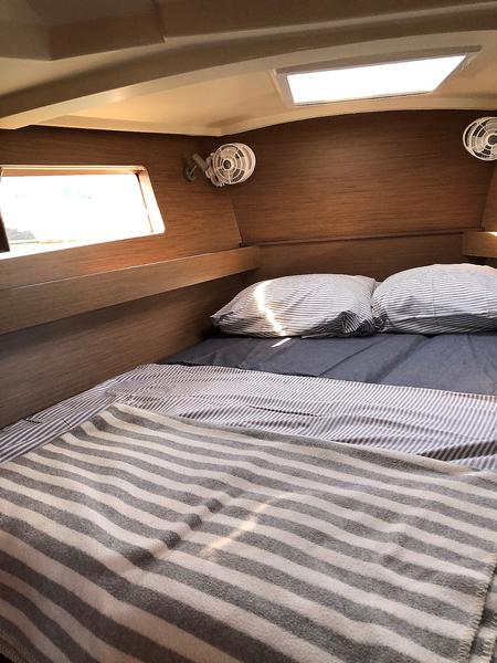 Book yachts online - sailboat - Oceanis 41.1* - Salt Shaker - rent