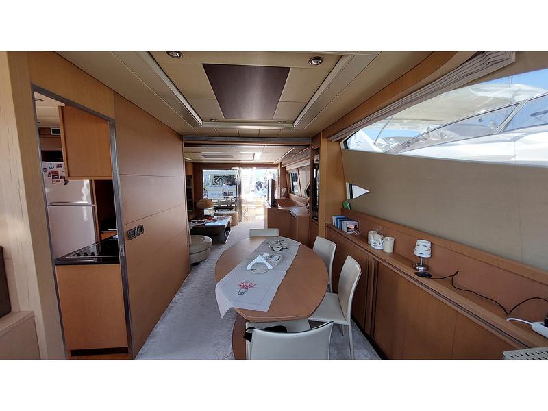 Book yachts online - motorboat - Evo Marine Deauville 760 - My Way  - rent