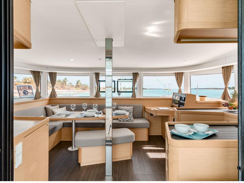 Book yachts online - catamaran - Lagoon 42 - Kairos - rent