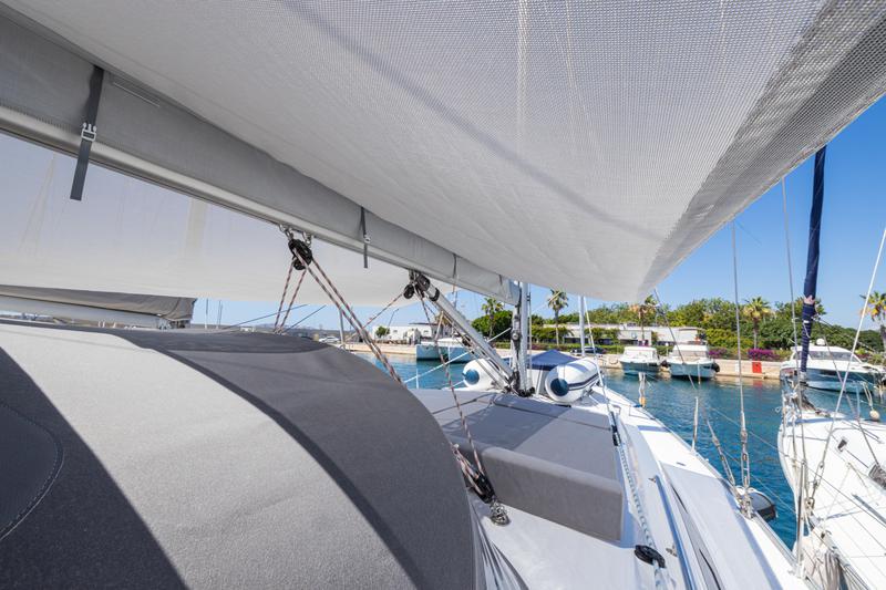 Book yachts online - sailboat - Bavaria Cruiser 46 - Just Be - rent