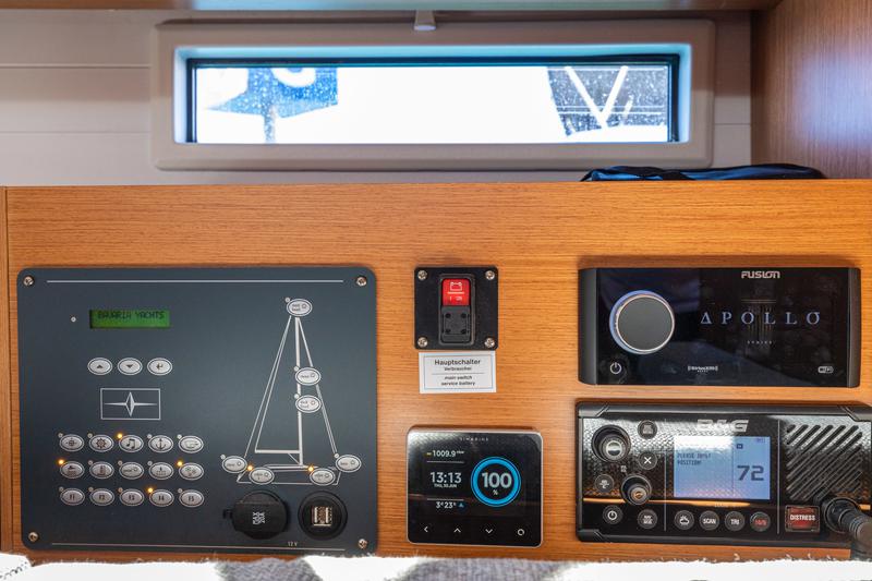 Book yachts online - sailboat - Bavaria Cruiser 46 - Just Be - rent