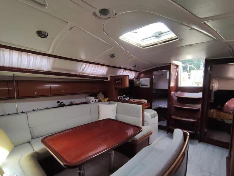 Book yachts online - sailboat - Bavaria 44 - Velero - rent