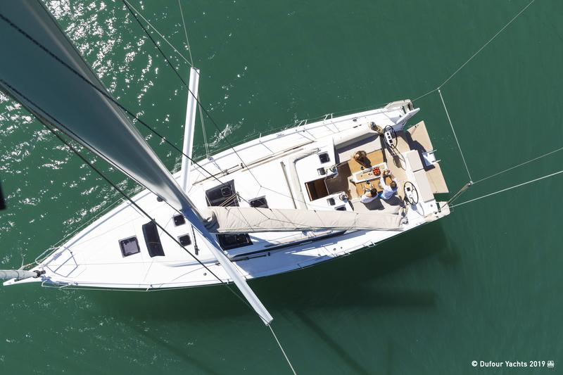 Book yachts online - sailboat - Dufour 430 Grand Large - Esperanza - rent
