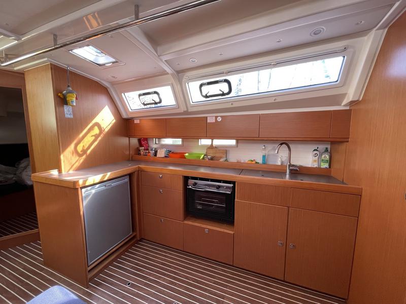 Book yachts online - sailboat - Bavaria 46 Cruiser - Amaris - rent