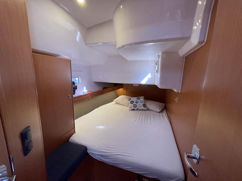 Book yachts online - sailboat - Bavaria 46 Cruiser - Amaris - rent