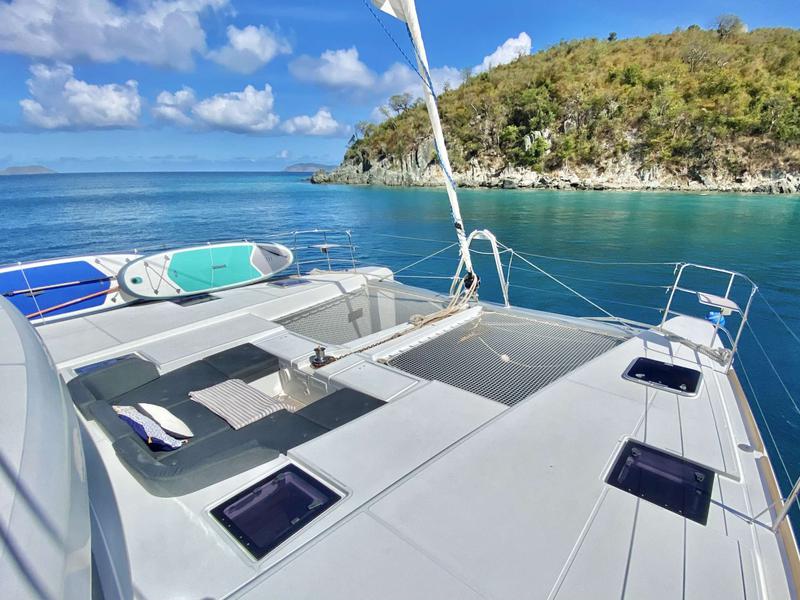 Book yachts online - catamaran - Lagoon 52 - CAÏC - rent