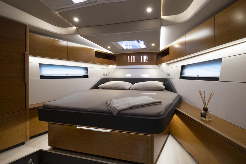 Book yachts online - sailboat - Hanse 460 - Gin Tonic - rent