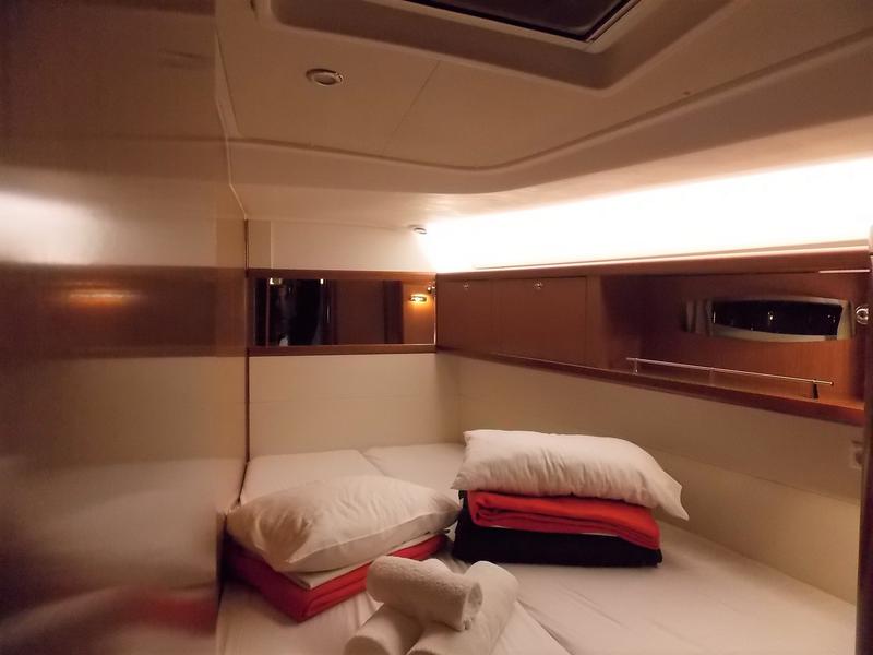 Book yachts online - sailboat - Oceanis 54 - FOS (, A /C, - generator- refit 2020) - rent