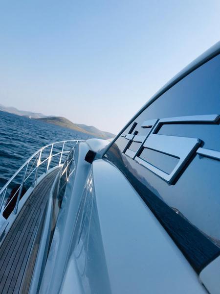 Book yachts online - motorboat - Azimut 43 S - Ambra - rent