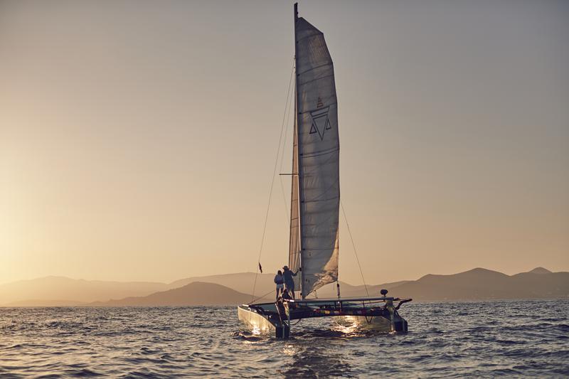 Book yachts online - catamaran - IY LBV33 - La Bella Verde - rent