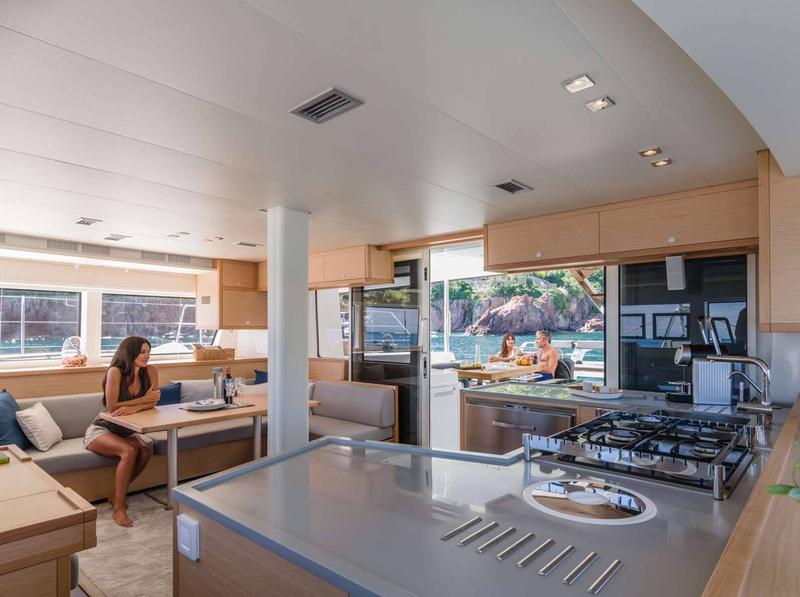 Book yachts online - catamaran - Lagoon 52F - Zanzibar - rent