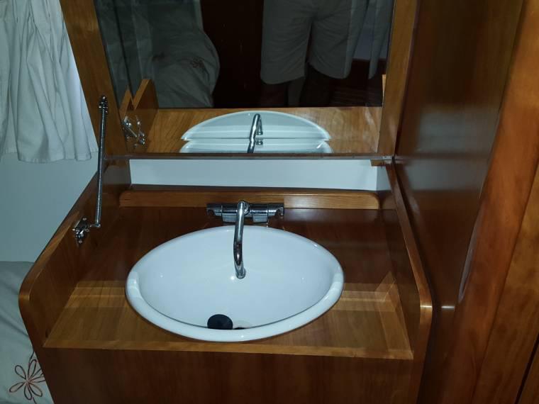 Book yachts online - motorboat - StarFisher 34L - Por La Mar - rent