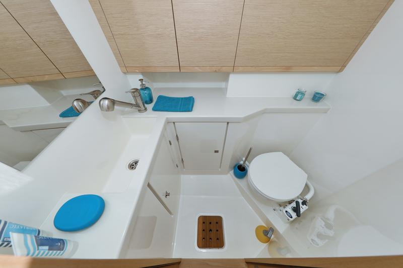 Book yachts online - sailboat - More 40 - Hanunia - rent