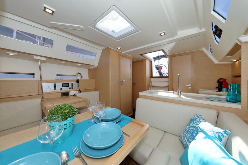 Book yachts online - sailboat - More 40 - Hanunia - rent