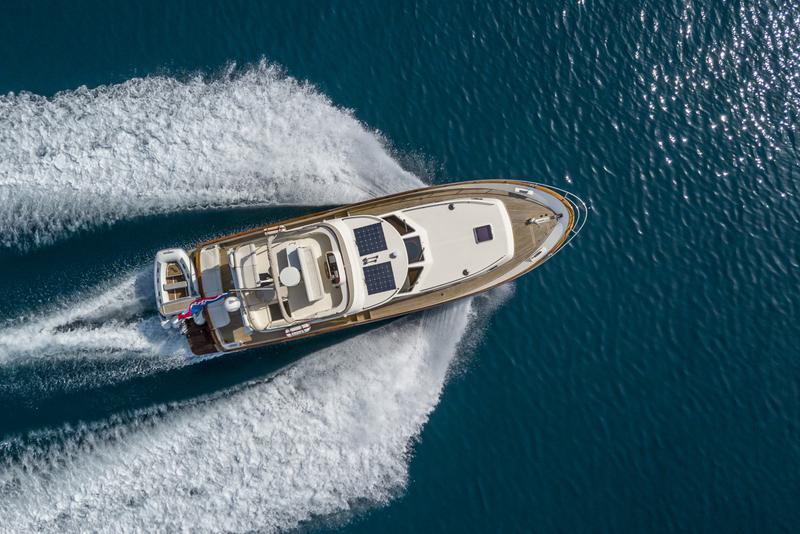 Book yachts online - motorboat - Belliure 44 MY - ROBUSTO - rent