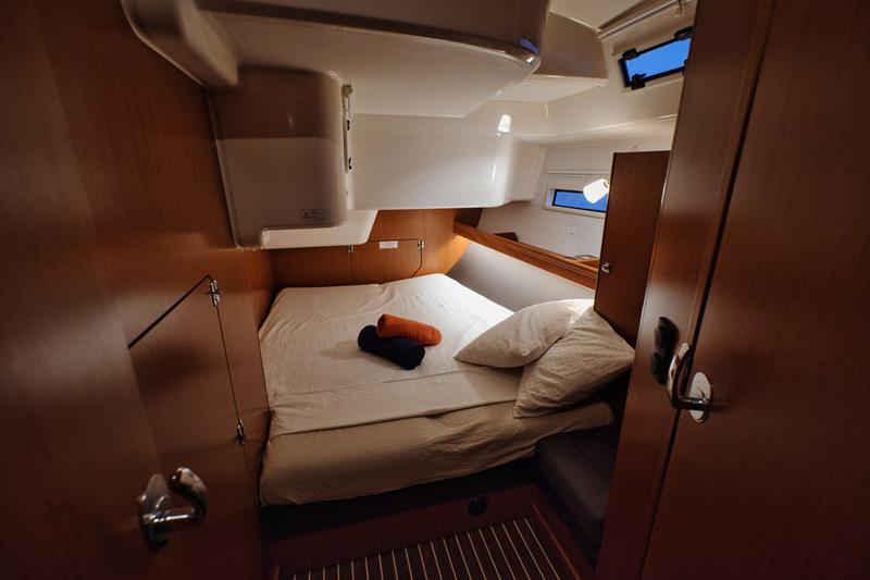 Book yachts online - sailboat - Bavaria 51 Cruiser - Teorema - rent