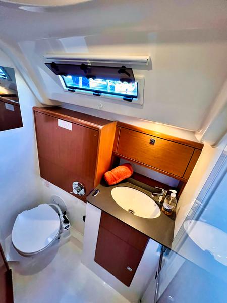 Book yachts online - sailboat - Bavaria 51 Cruiser - Teorema - rent