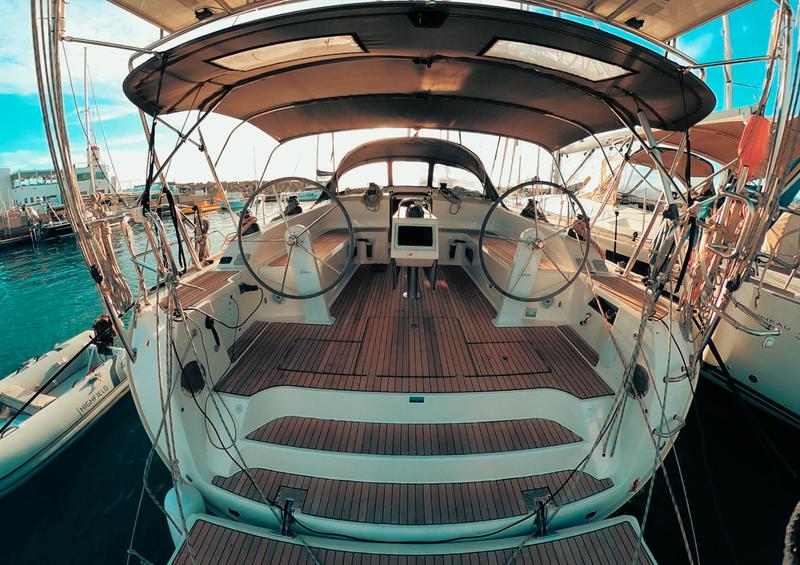 Book yachts online - sailboat - Bavaria 51 Cruiser - Teorema - rent