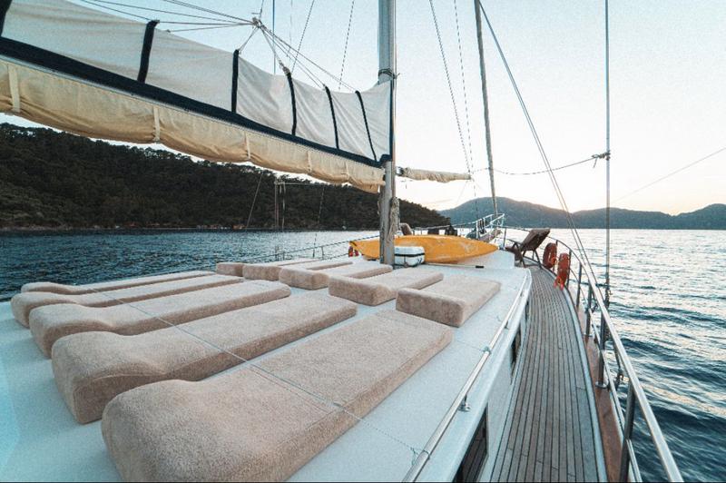 Book yachts online - other - Gulet - Azura - rent