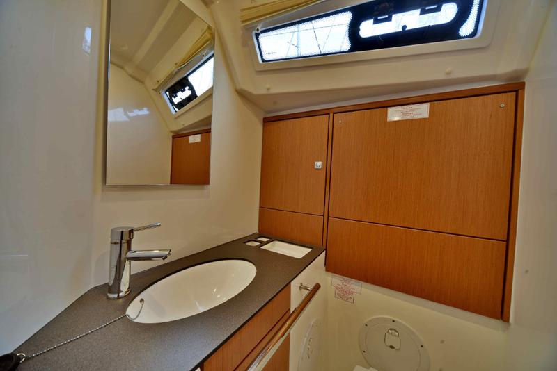 Book yachts online - sailboat - Bavaria 46 Cruiser - Aelia - rent