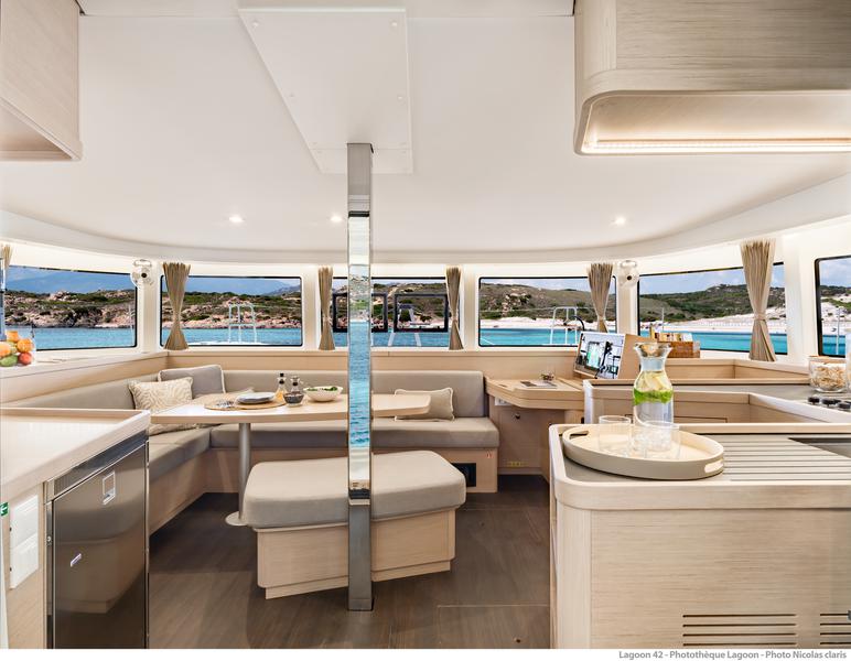 Book yachts online - catamaran - Lagoon 42 - BYC SALVADOR - rent
