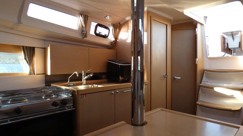 Book yachts online - sailboat - Oceanis 35 - Oceanis 35 (2016) - rent