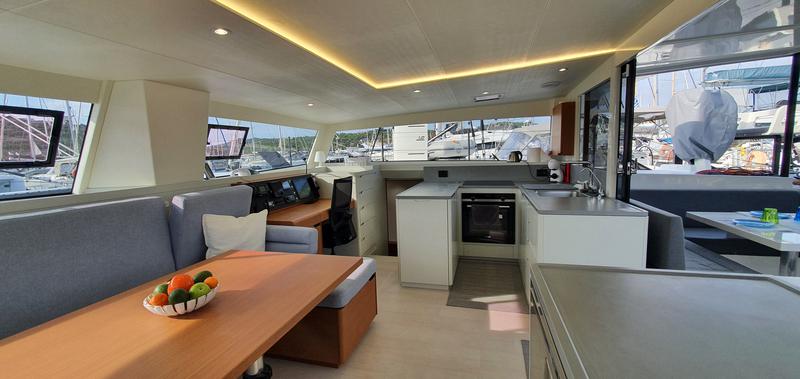 Book yachts online - catamaran - Itacatamaran 14.99D - Edenj - rent