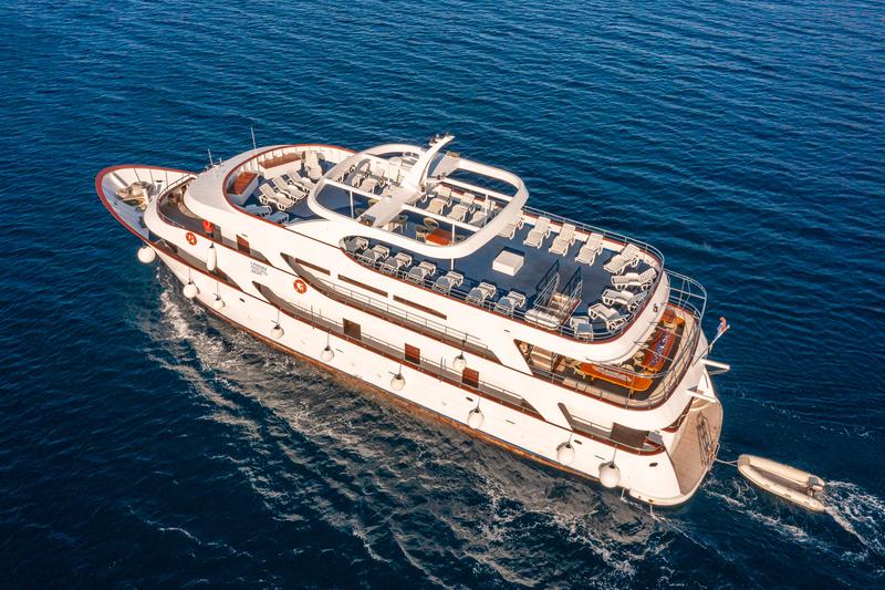 Book yachts online - motorboat - Motoryacht - Amalia - rent