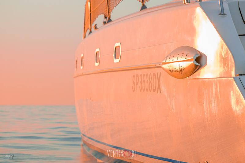 Book yachts online - catamaran - Belize 43 - Marina Piccola - rent