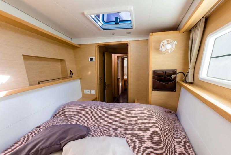 Book yachts online - catamaran - Lagoon 450 - Opera Prima - rent