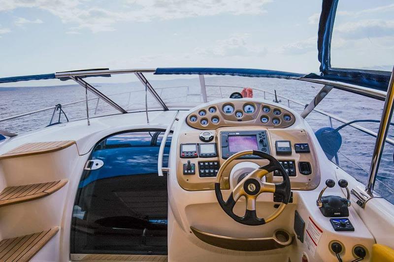 Book yachts online - motorboat - Sessa C 42 - Nemir - rent