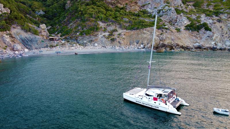 Book yachts online - catamaran - Athena 38 - North Cat 1 - rent